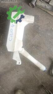 Clio 4  cam yedek su bidonu