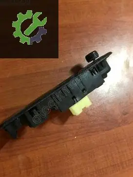 Renault Clio Cam Düğme Çerçevesi 809611667R çıkma parça