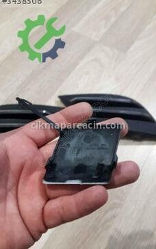 Renault Clio Çeki Demir Kapağı çıkma parça