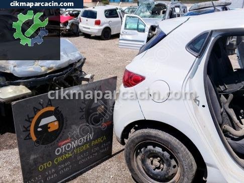 Renault Clio Arka Çamurluk çıkma parça