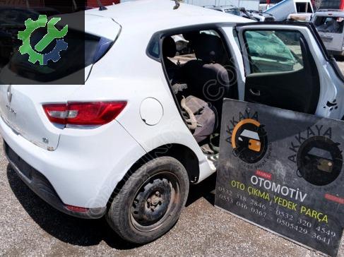 Renault Clio Arka Çamurluk çıkma parça