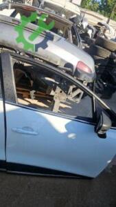 Clio 4 sağ ön kapı