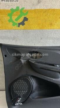 Renault Clio Kapı Döşemesi 1732128X çıkma parça