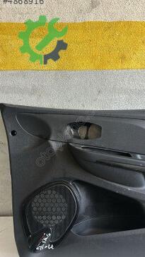 Renault Clio Kapı Döşemesi 1732128X çıkma parça