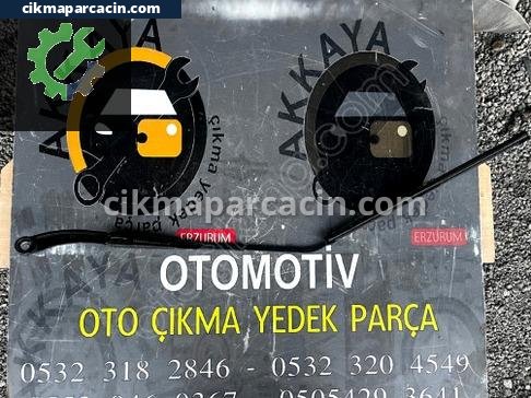 Renault Clio Silecek Kolu çıkma parça