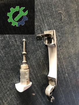 Renault Clio Sol Ön Kapı Kolu 806B02596R çıkma parça