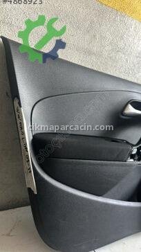 Renault Clio Kapı Döşemesi 809019394R çıkma parça