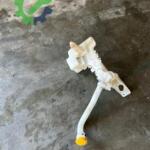 CLİO 5 CAM SUYU BİDONU HATASIZ ORJİNAL ÇIKMA