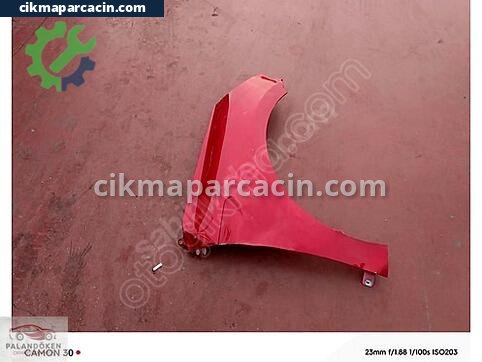 Renault Clio Çamurluk çıkma parça