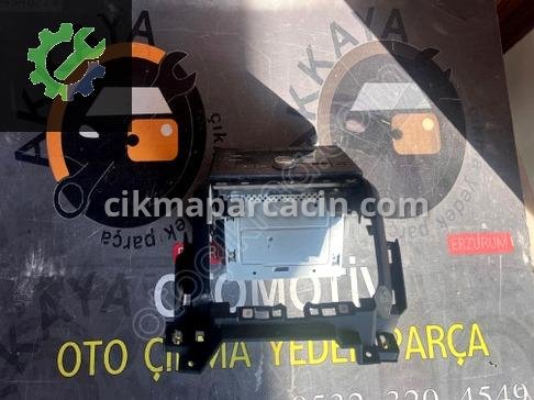Renault Clio Teyp çıkma parça