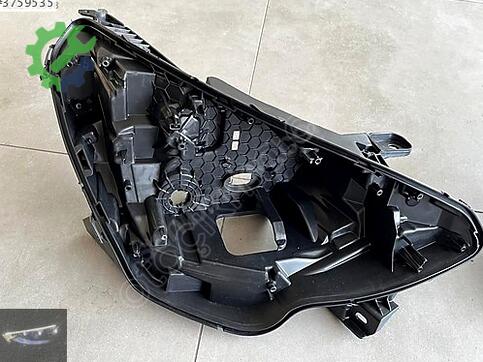 Renault Clio Sağ Far Kasası çıkma parça