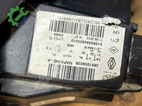 Renault Clio Sağ Ön Far çıkma parça