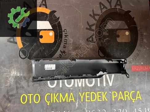 Renault Clio Göğüs çıkma parça