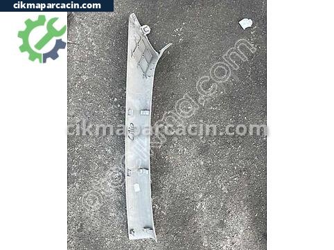 Renault Clio Ön Cam Izgarası çıkma parça