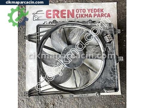Renault Clio Radyatör çıkma parça