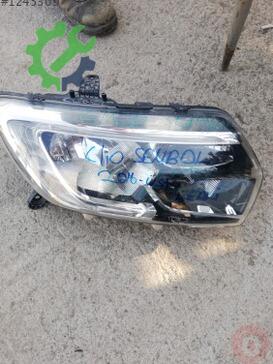 Renault Clio Sağ Ön Far çıkma parça
