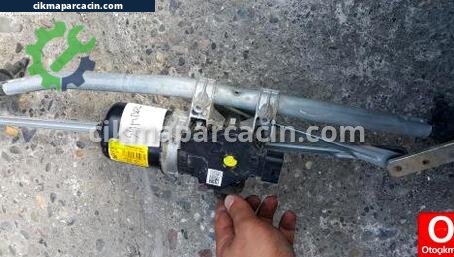 Renault Clio Silecek Motoru çıkma parça