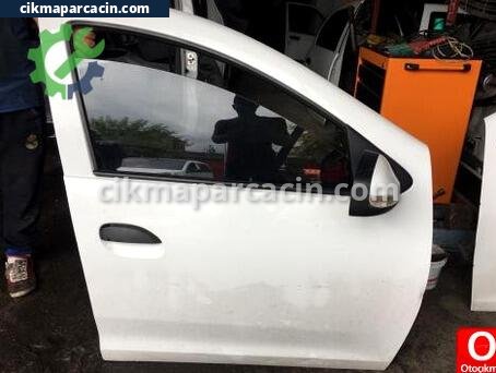 Renault Clio Sağ Ön Kapı çıkma parça