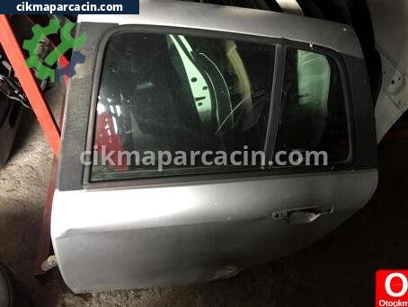 Renault Clio Sol Arka Kapı çıkma parça