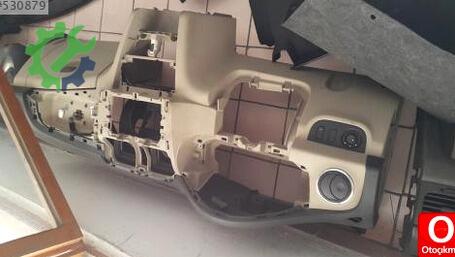 Renault Clio Torpido çıkma parça