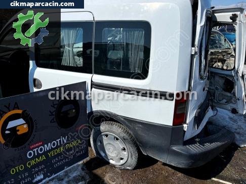 Opel Combo Sol Arka Çamurluk çıkma parça