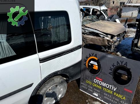 Opel Combo Sol Arka Çamurluk çıkma parça