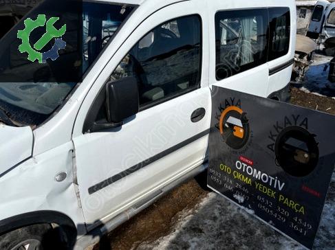 Opel Combo Sol Ön Kapı çıkma parça