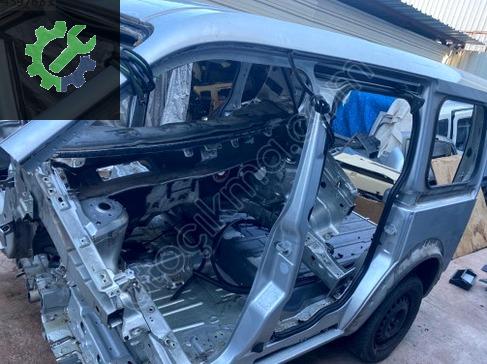 Ford Tourneo Connect Tavan çıkma parça