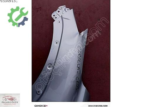 Toyota Corolla Çamurluk çıkma parça