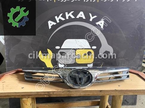 Toyota Corolla Ön Panjur çıkma parça