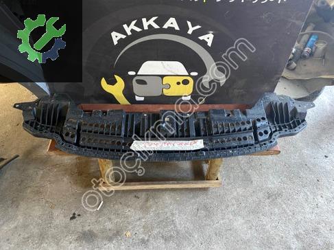 Toyota Corolla Ön Tampon 52618-02110 çıkma parça