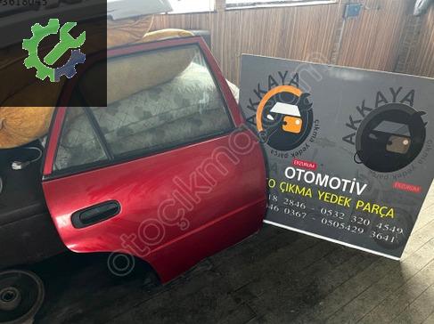 Toyota Corolla Sağ Arka Kapı 98-02 çıkma parça