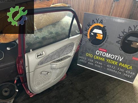 Toyota Corolla Kapı Döşemesi 98-02 çıkma parça