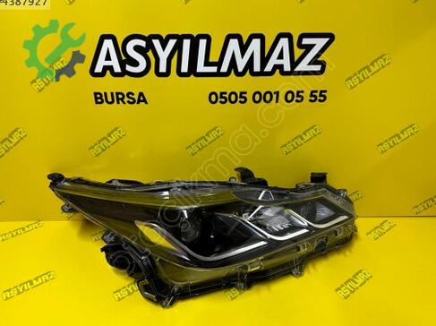 Toyota Corolla Sağ Ön Far çıkma parça
