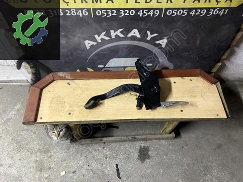 Opel Corsa Pedal çıkma parça