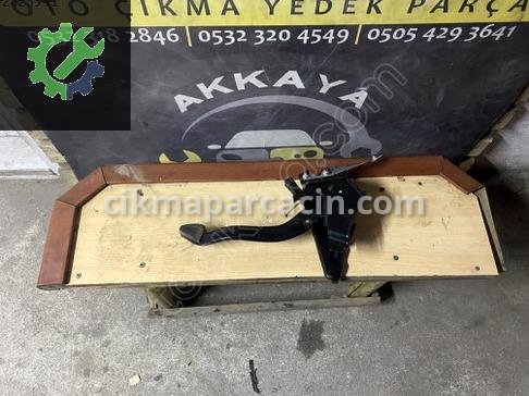 Opel Corsa Pedal çıkma parça