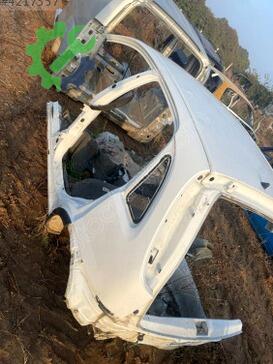 Opel Corsa Sol Arka Çamurluk çıkma parça
