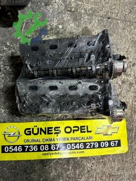 Opel Corsa Silindir Kapağı 55562229 çıkma parça