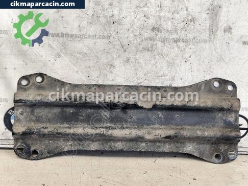 Ford Tourneo Courier Taşıyıcı çıkma parça