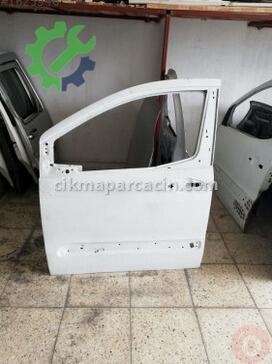 Ford Transit Courier Sol Ön Kapı çıkma parça