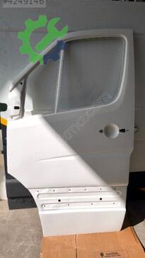 Volkswagen Crafter Ön Kapı çıkma parça