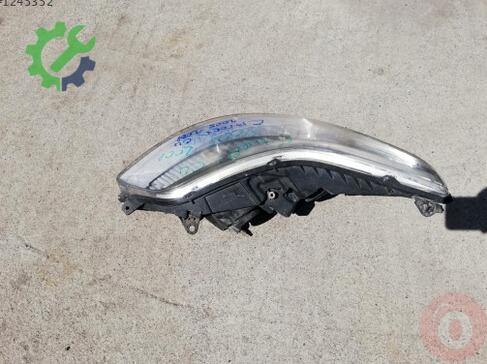 Citroen C4 Sağ Ön Far çıkma parça