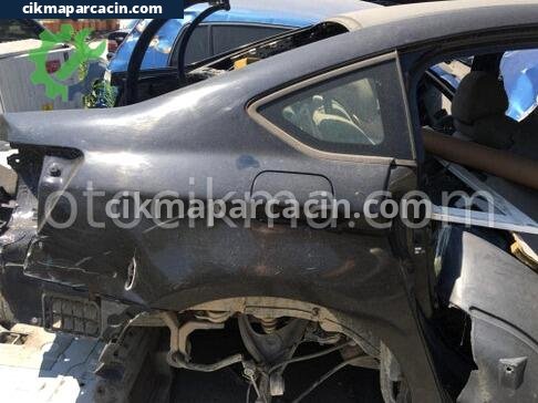Citroen C5 Sağ Arka Kelebek Camı çıkma parça