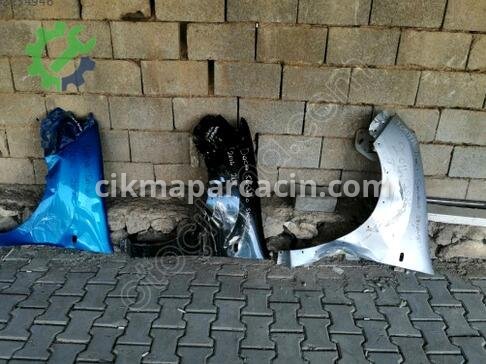 Dacia Sandero Sol Ön Çamurluk çıkma parça