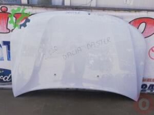 Dacıa daster motor kaputu beyaz