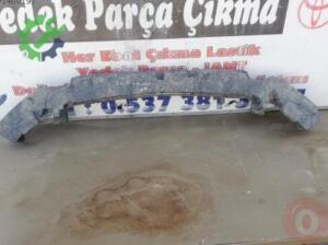 Dacıa daster ön tampon köpüğü