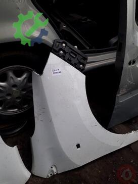 Dacia Dokker Sol Çamurluk çıkma parça