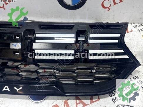 Dacia Sandero Ön Panjur çıkma parça