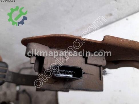 Dacia Dokker Pedal çıkma parça