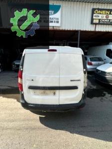 Dacia dokker bagaj kapağı dolu
